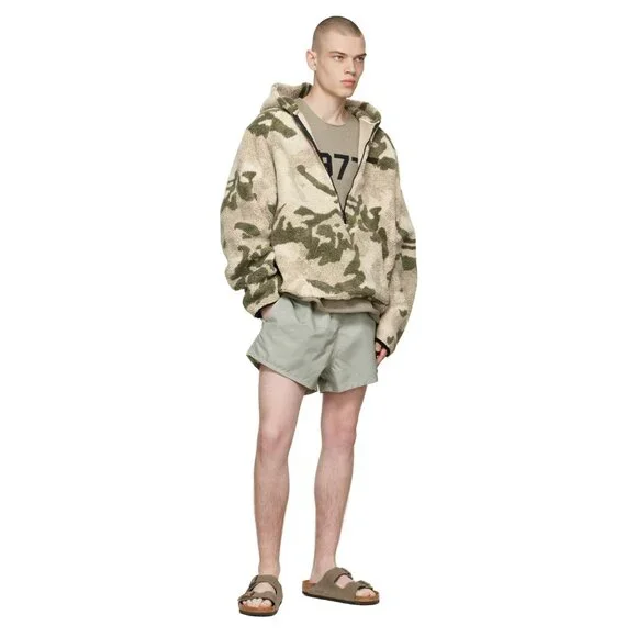 Fear of God Essentials Light Brown Oak Taslan Nylon Shorts - Mens M - Picture 14 of 16